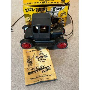 Vintage Revell Back-Firing Old Time Ford Cap Firing Model T With Original Box